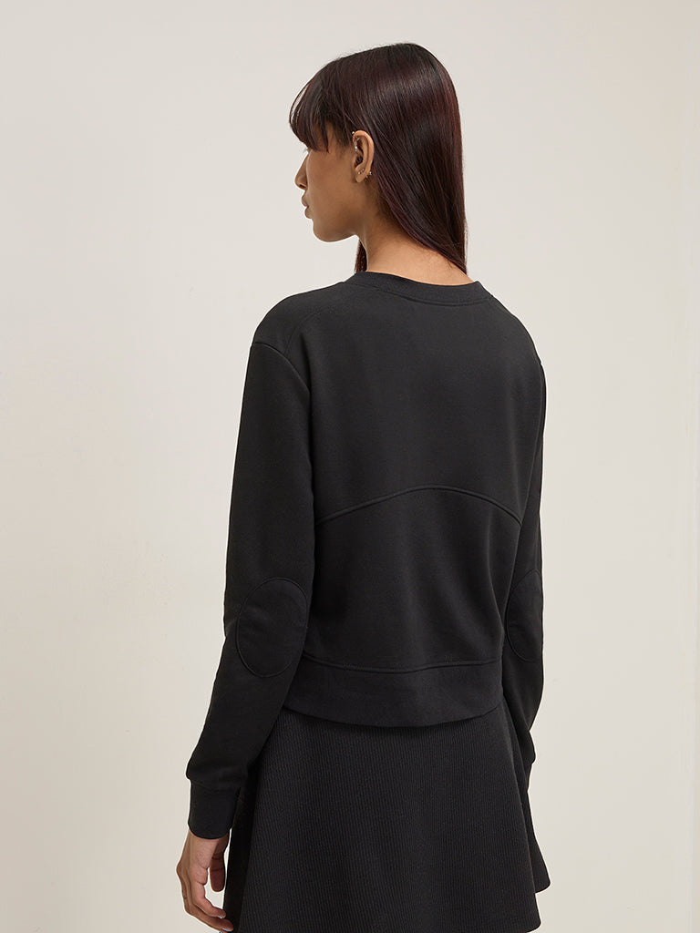 Studiofit Black Solid Sweatshirt