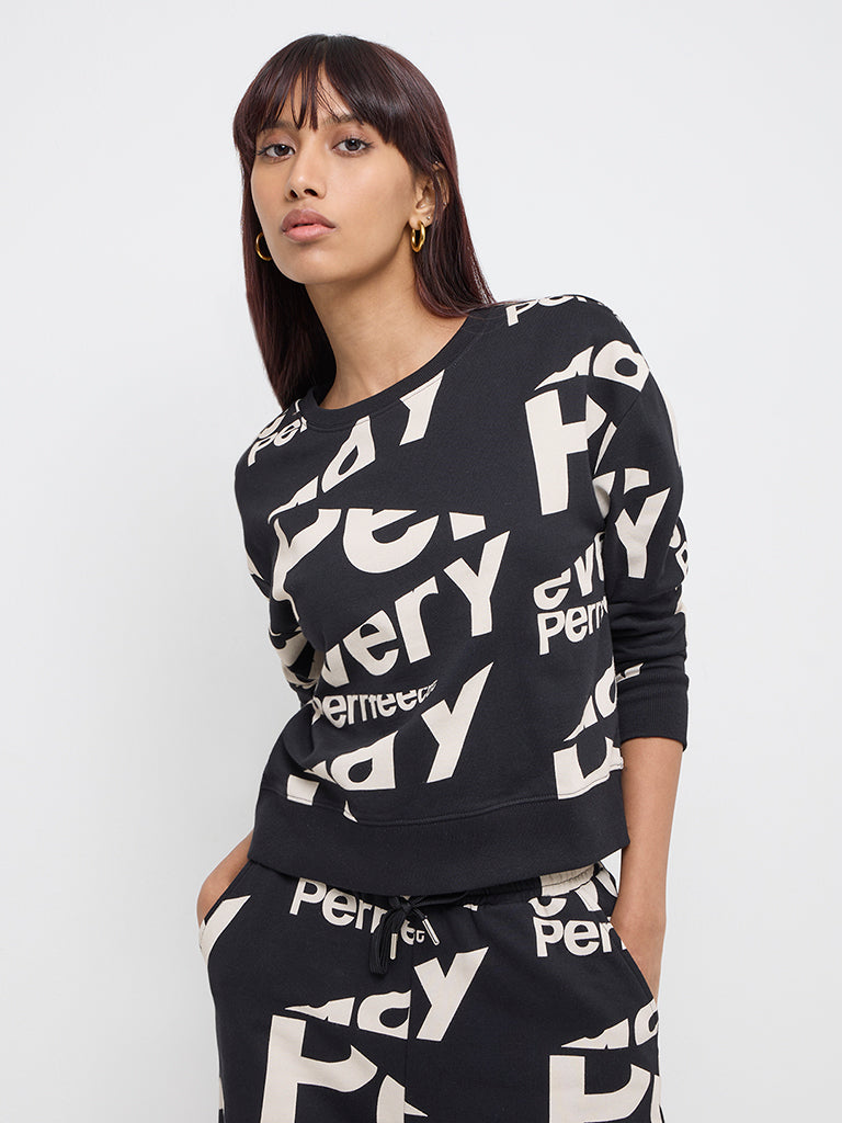 Studiofit Black Typographic Design Cotton Sweatshirt