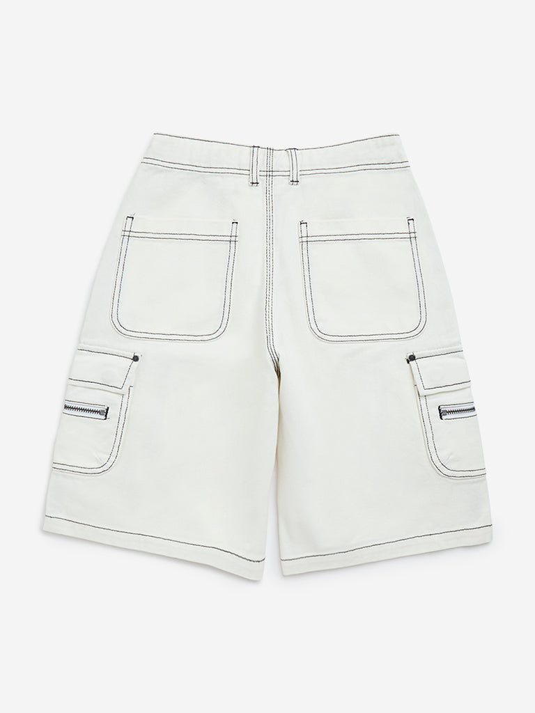 Y&F Kids Off-White Cargo-Style Mid-Rise Denim Shorts