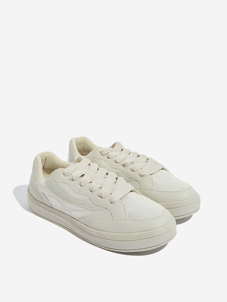 SOLEPLAY Off-White Lace-Up Sneakers