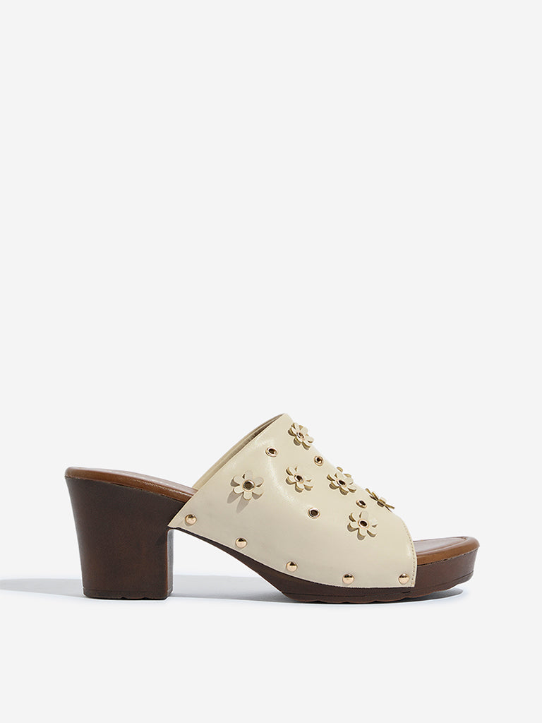 LUNA BLU Ivory Flower Eyelet Wedge Heels