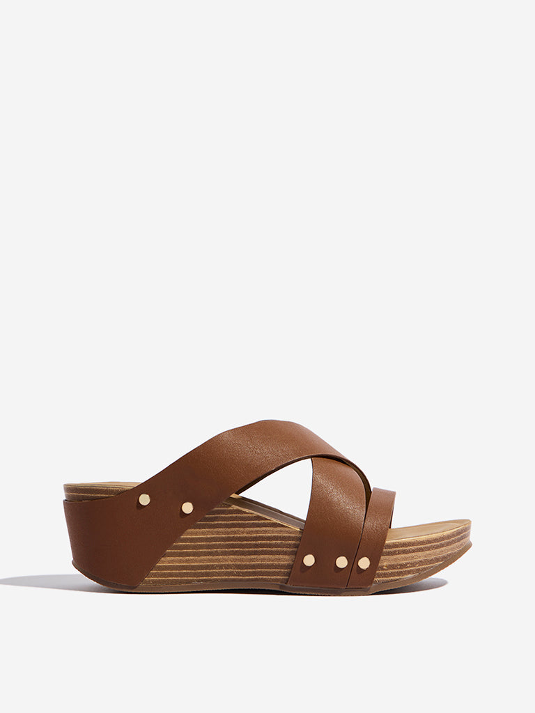 LUNA BLU Brown Criss-Cross Wedge-Heel Sandals