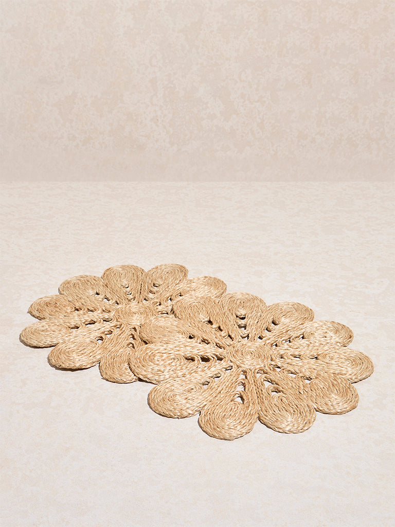 Westside Home Beige Daisy Braided Placemats (Set of 2)