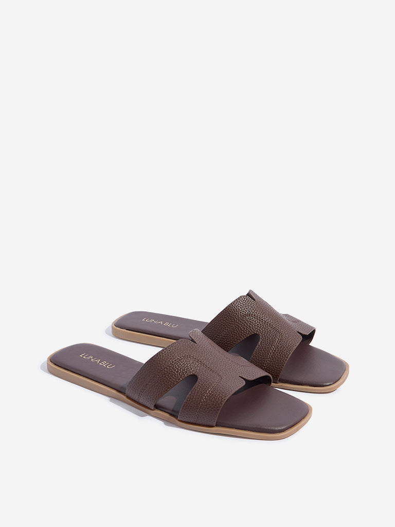 LUNA BLU Brown Embroidered Slides