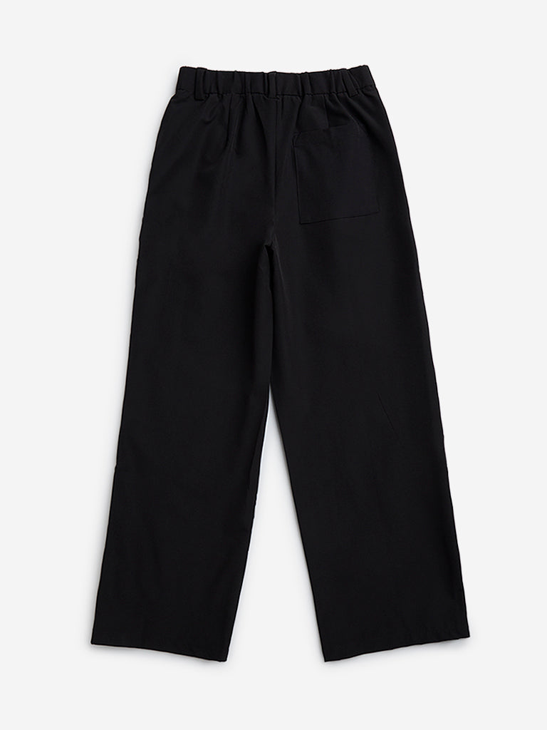 Y&F Kids Black Solid Mid-Rise Korean Pants