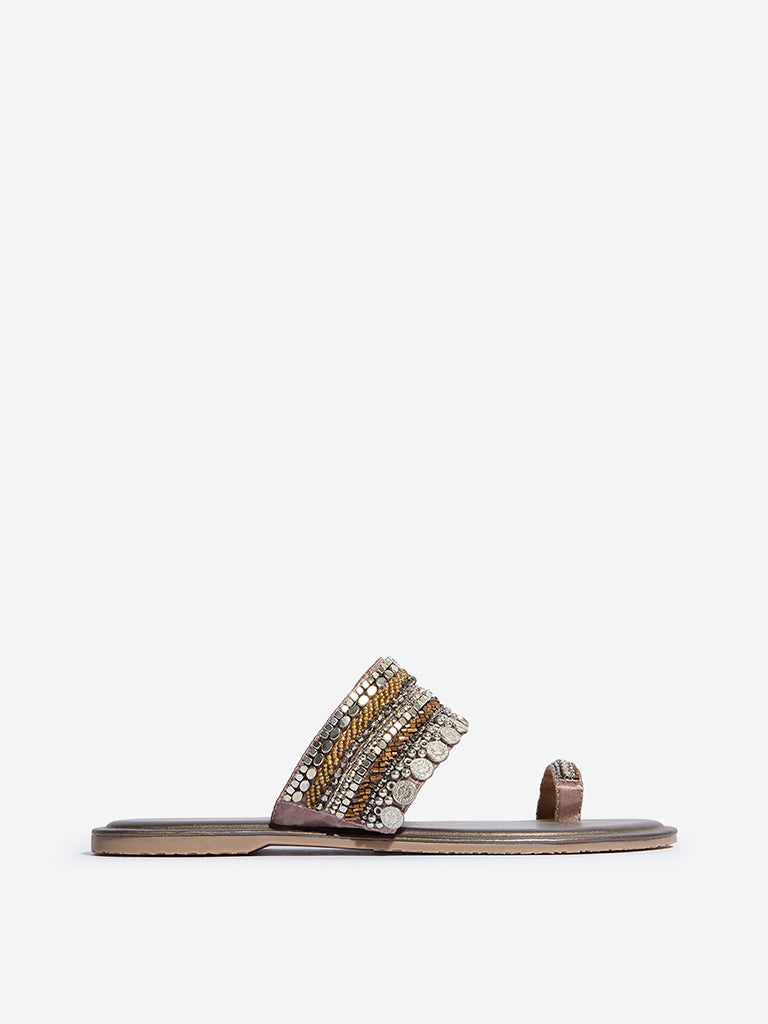 LUNA BLU Dark Brown Embellished Toe-Ring Sandals