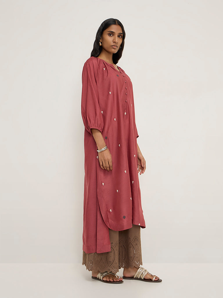 Zuba Maroon Embroidered High-Low Kurta