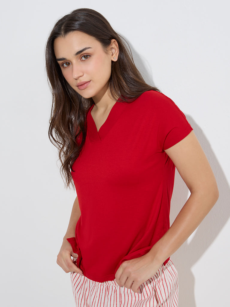 Wunderlove Red Solid Soft Cotton Top