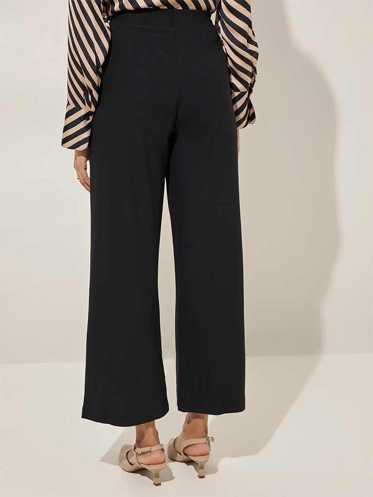 Wardrobe Black Solid High-Rise Trousers