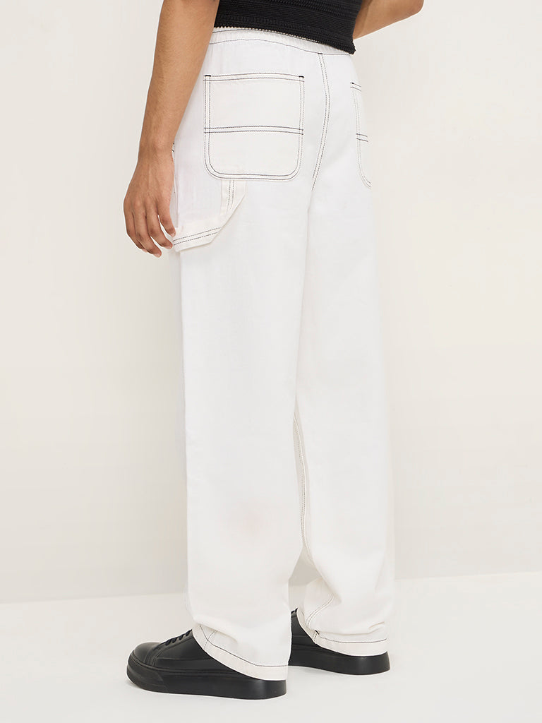 Nuon White Relaxed - Fit Mid - Rise Jeans