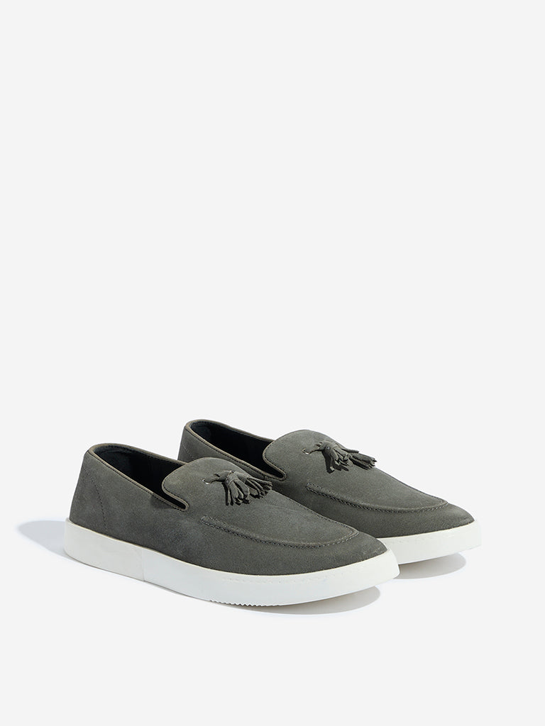 SOLEPLAY Grey Faux-Suede Tassel Loafers