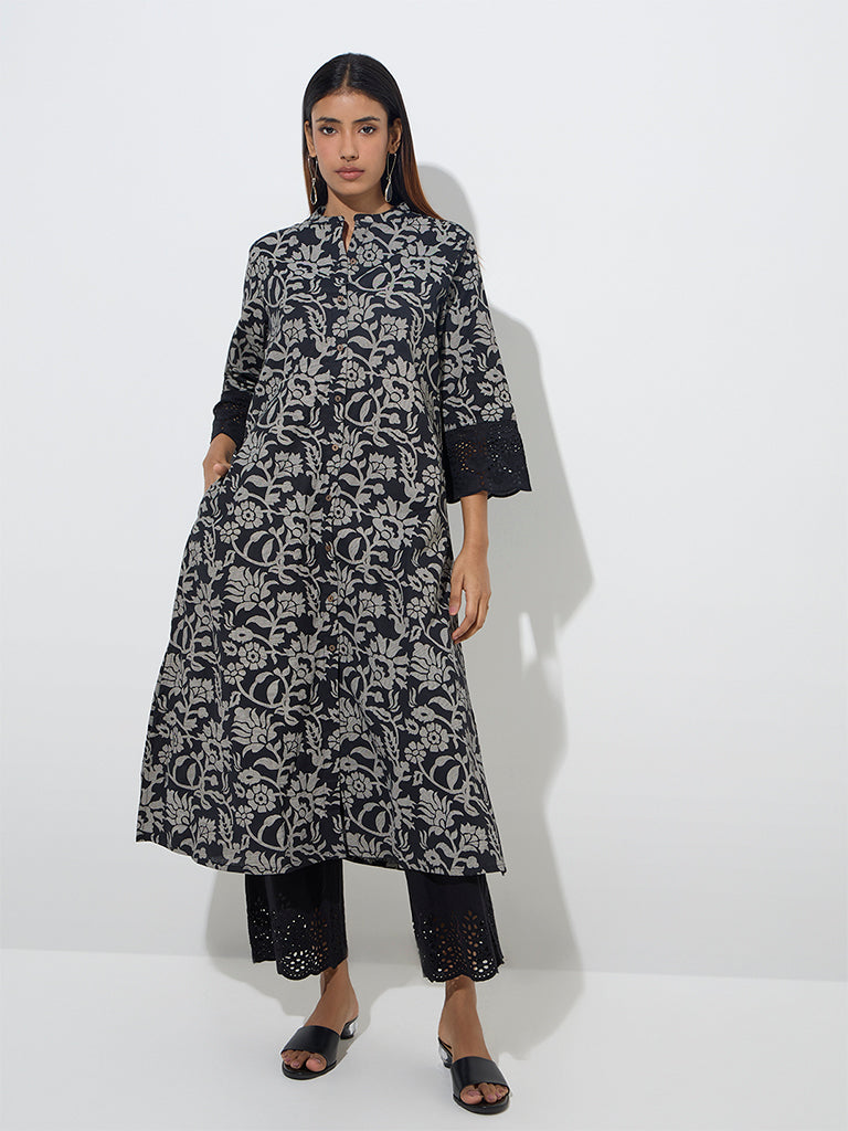 Utsa Black Floral Patterned Cotton-Blend A-Line Kurta