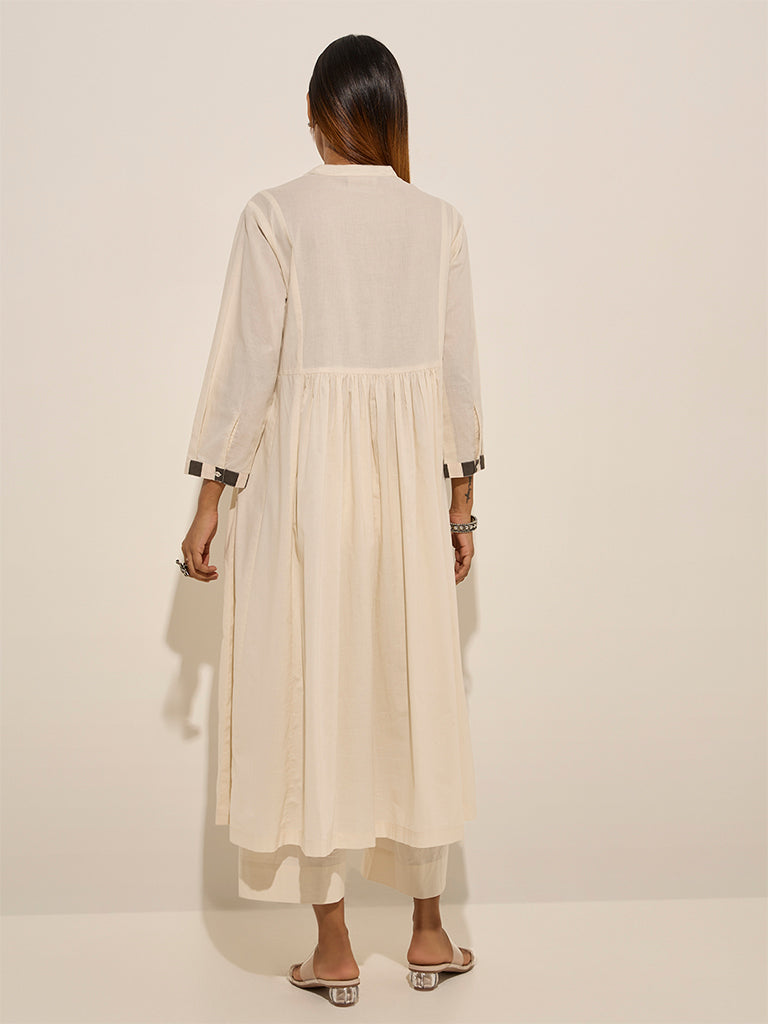 Utsa Off-White Solid Fit-and-Flare Cotton Kurta