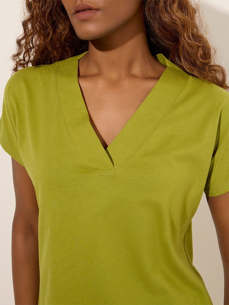 Wunderlove Green V-Neck Cotton Top