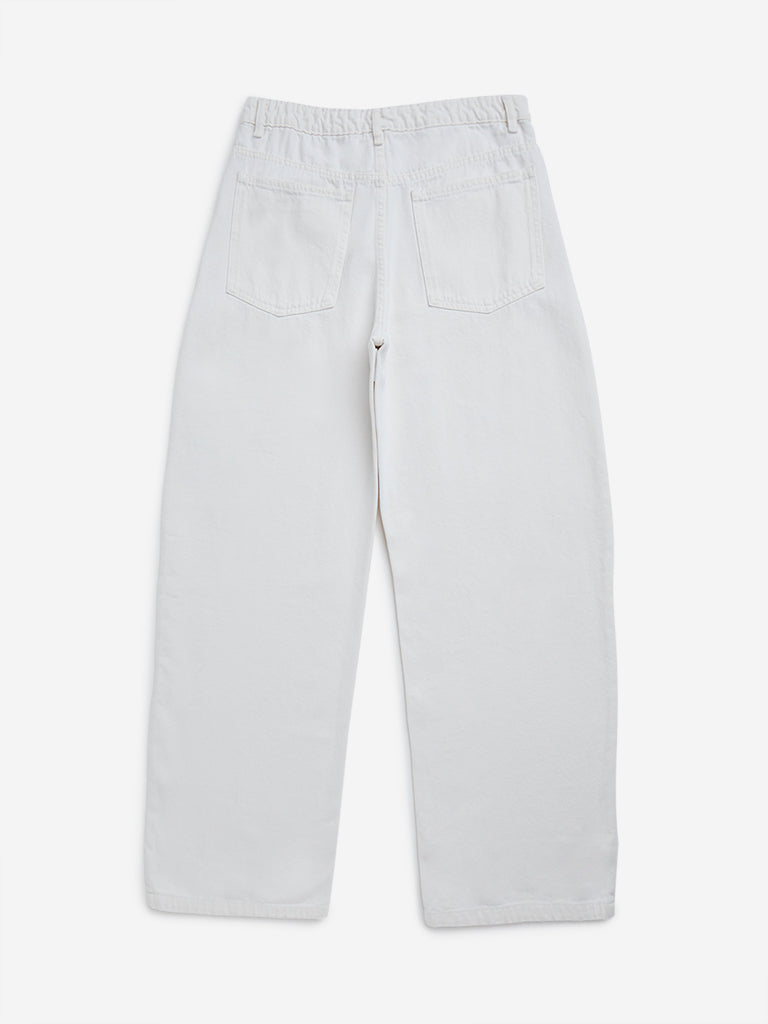 Y&F Kids White Straight - Fit High - Rise Denim Jeans