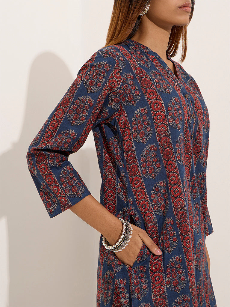 Utsa Indigo Paisley Printed Straight Cotton Kurta