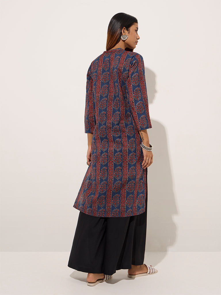 Utsa Indigo Paisley Printed Straight Cotton Kurta