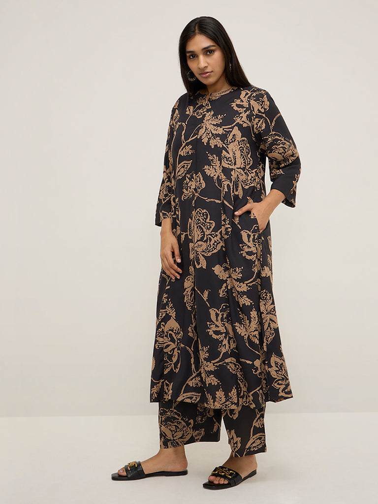 Diza Black Floral Printed A-Line Kurta