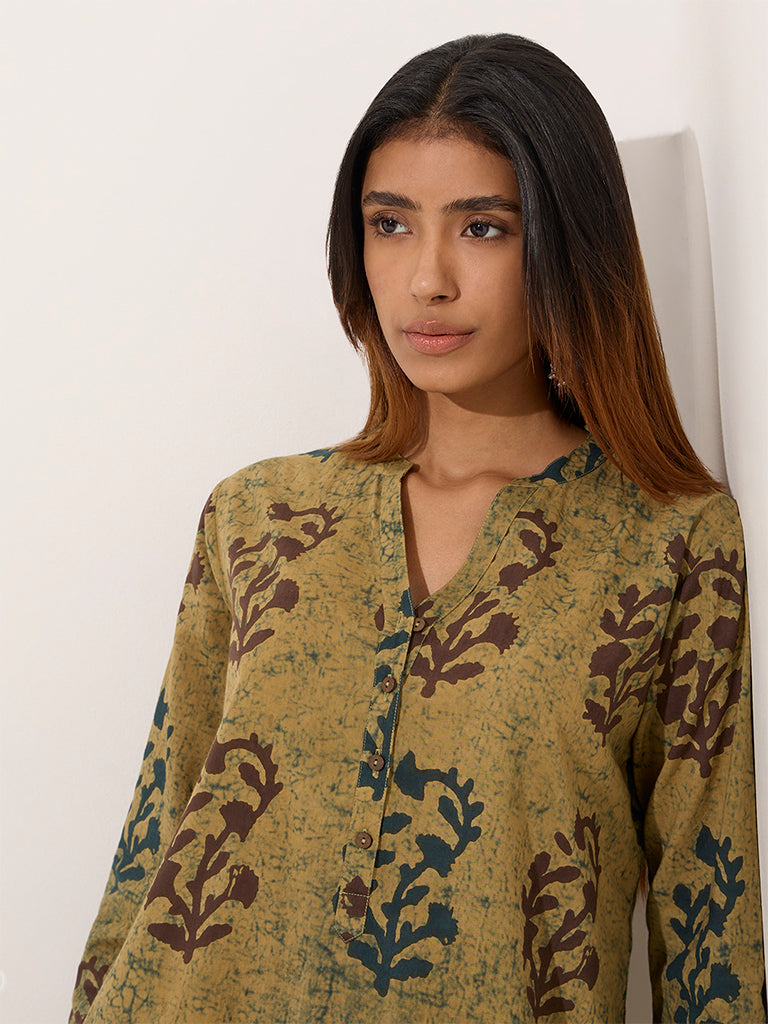 Utsa Green Botanical Printed Cotton Straight Kurta