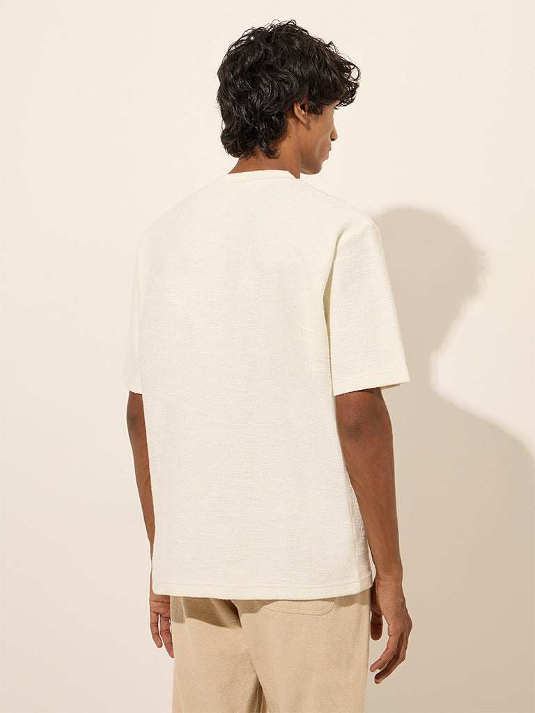 ETA Off-White Textured Relaxed-Fit T-Shirt