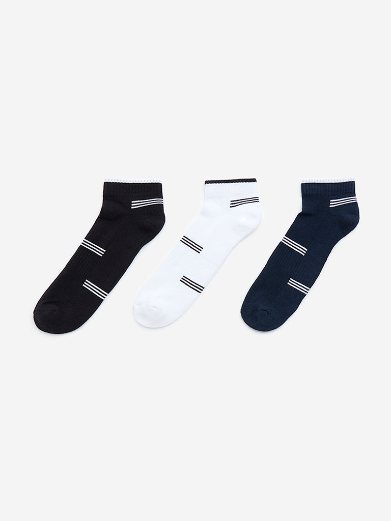 WES Lounge White Striped Ankle Length Cotton-Blend Socks - Pack of 3