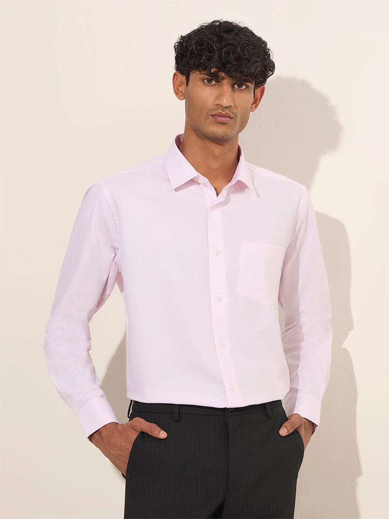 WES Formals Light Pink Relaxed-Fit Cotton Shirt