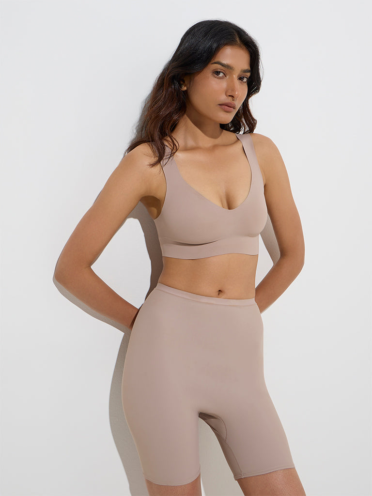 Westside Wunderlove Women's Light Taupe Invisible Non-Padded Bra for Casual Wear Full Model View
