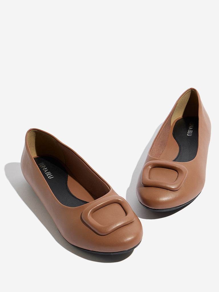 LUNA BLU Tan Buckle-Detailed Ballerina