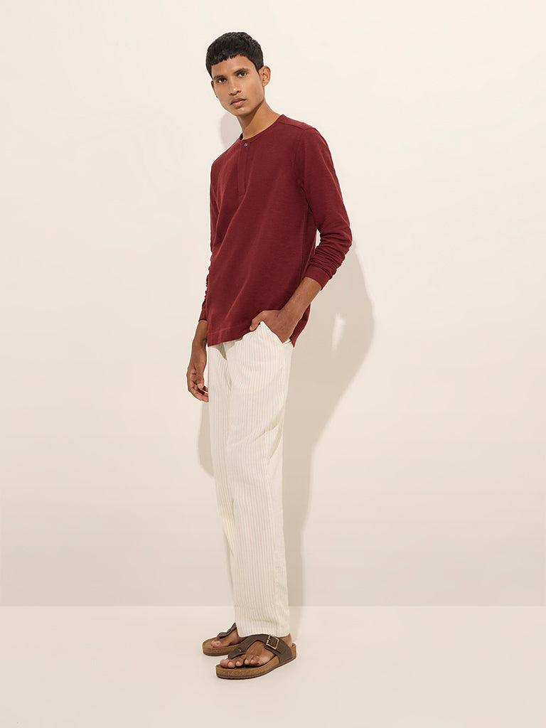 ETA Maroon Solid Slim-Fit Cotton T-Shirt