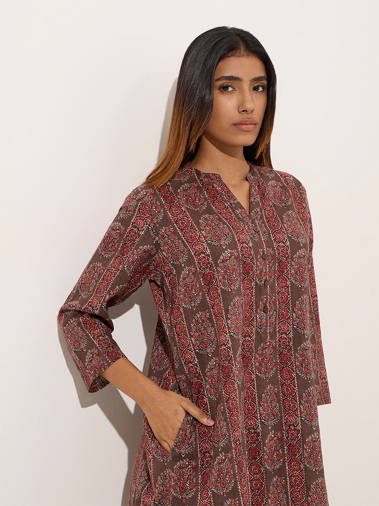 Utsa Brown Paisley Printed Straight Cotton Kurta