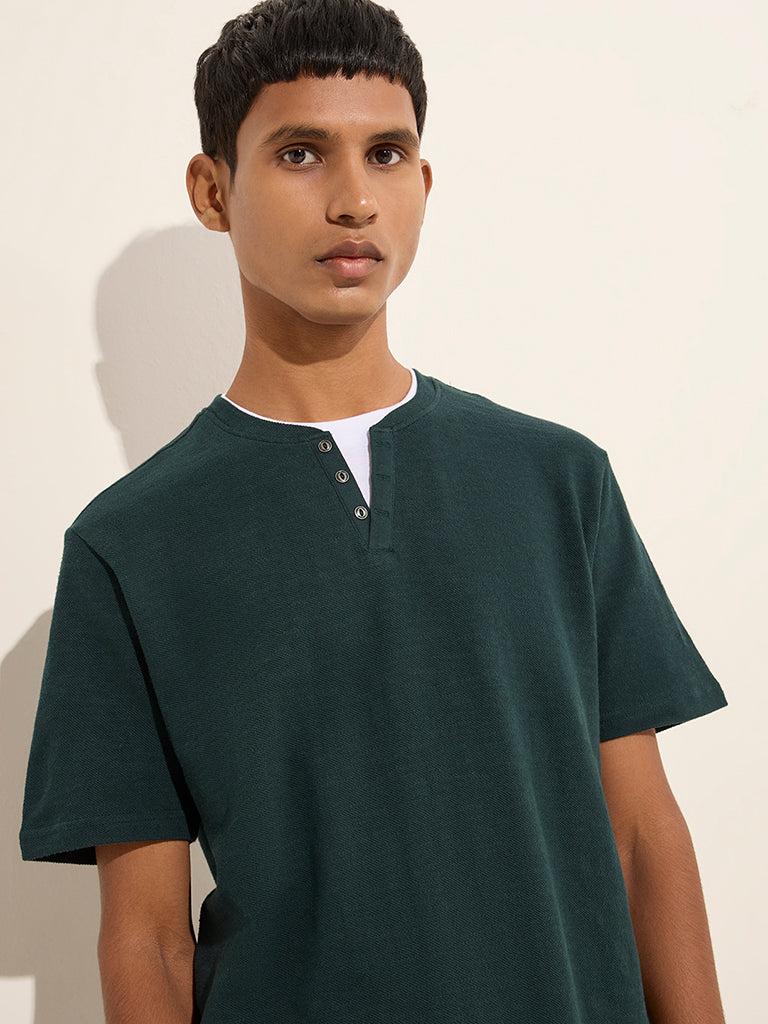 ETA Dark Green Solid Slim-Fit Cotton T-Shirt