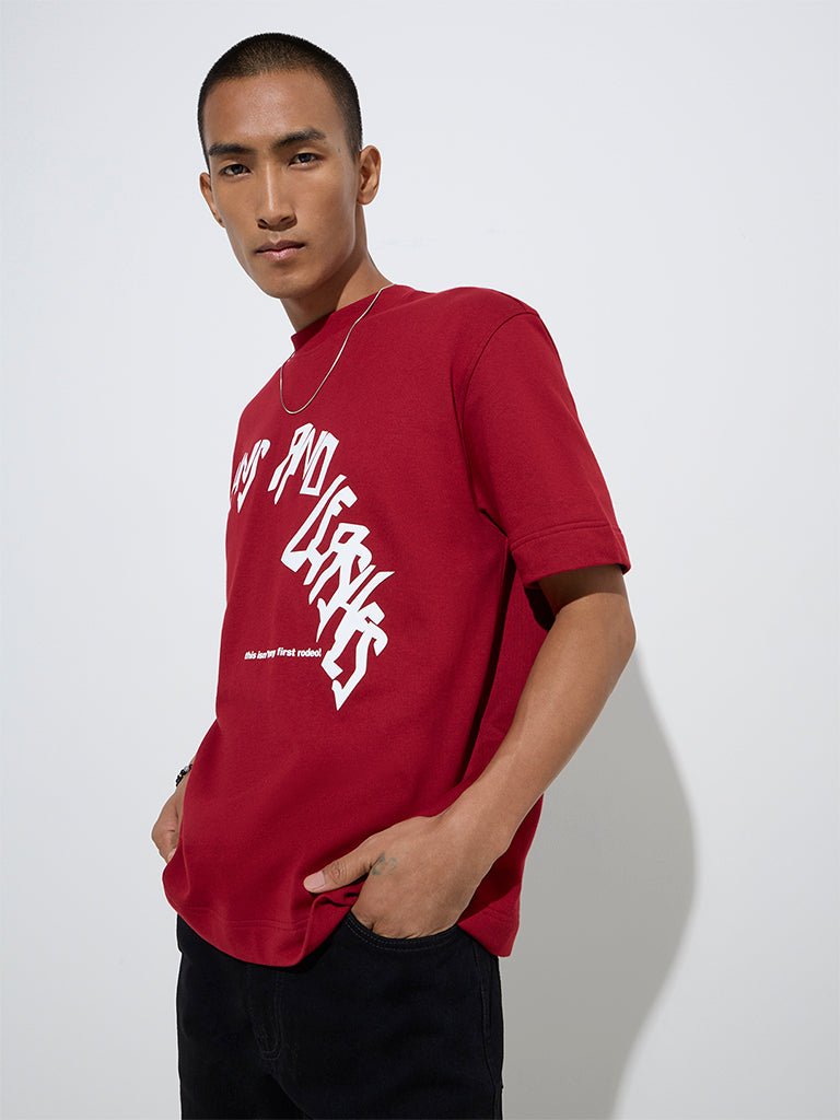 Nuon Red Text Design Relaxed-Fit Cotton-Blend T-Shirt