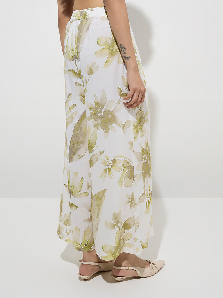 Westside Zuba Women's Green Floral Printed Palazzos for Work Wear Zoomed View