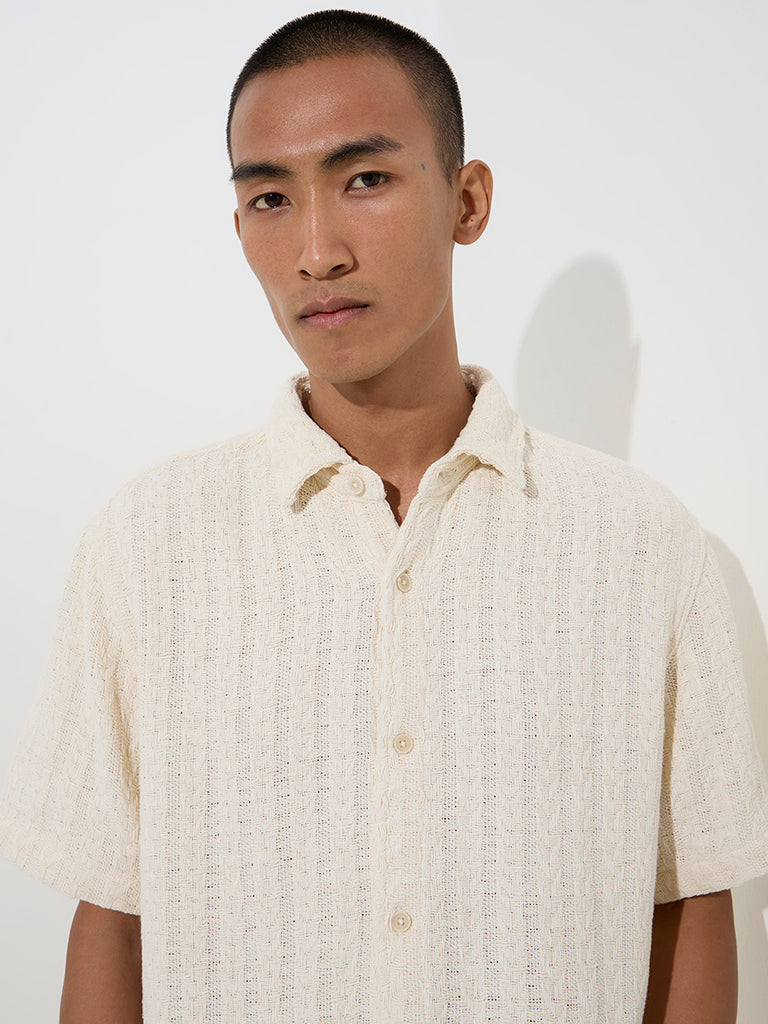 Westside ETA Men's Off-White Knit-Textured Relaxed-Fit Cotton Shirt for Casual Wear Zoomed View