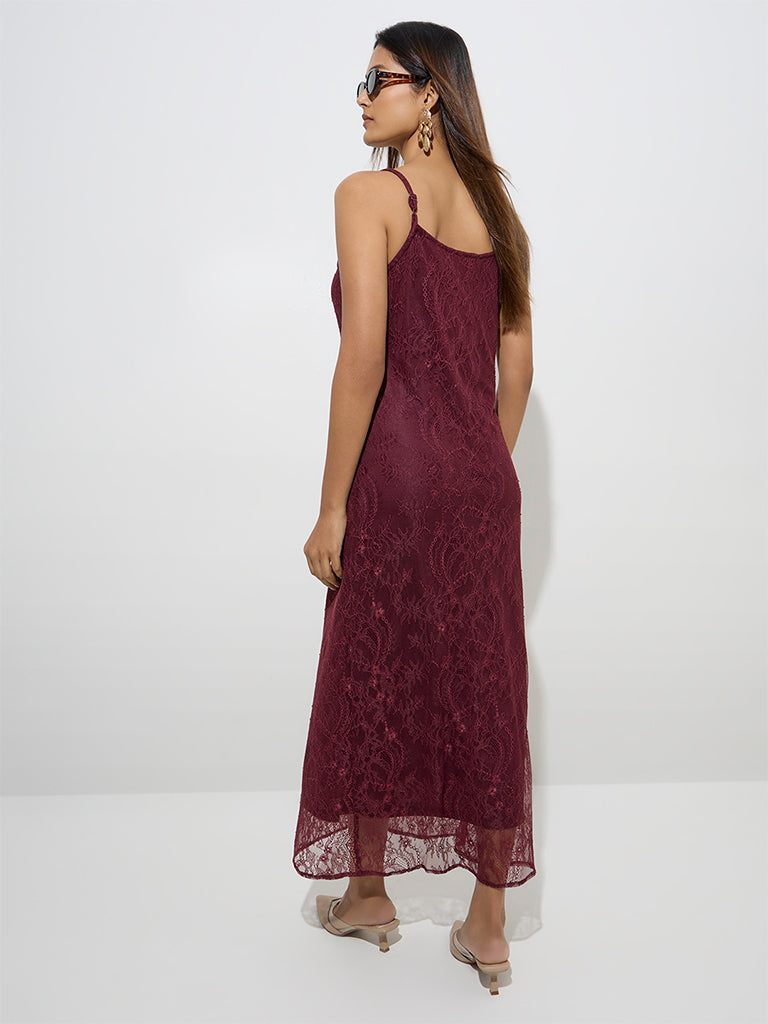 Wardrobe Burgundy Floral Lace Detailed Straight Dress