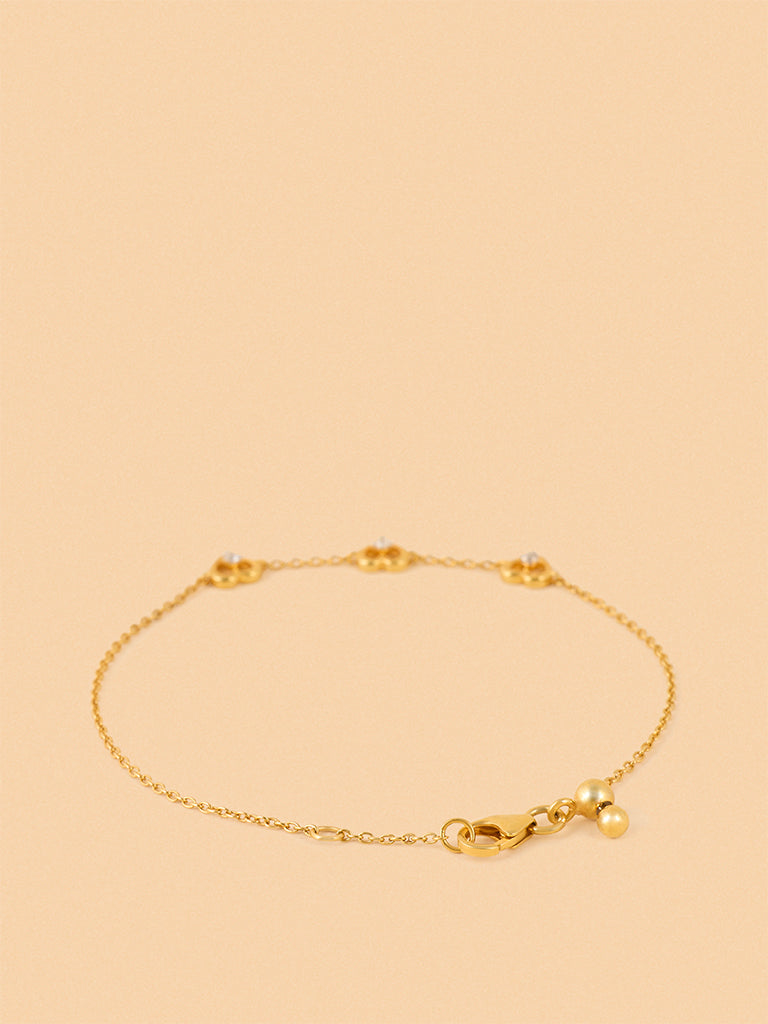 Tripe Lab Diamond Heart Prong Bracelet