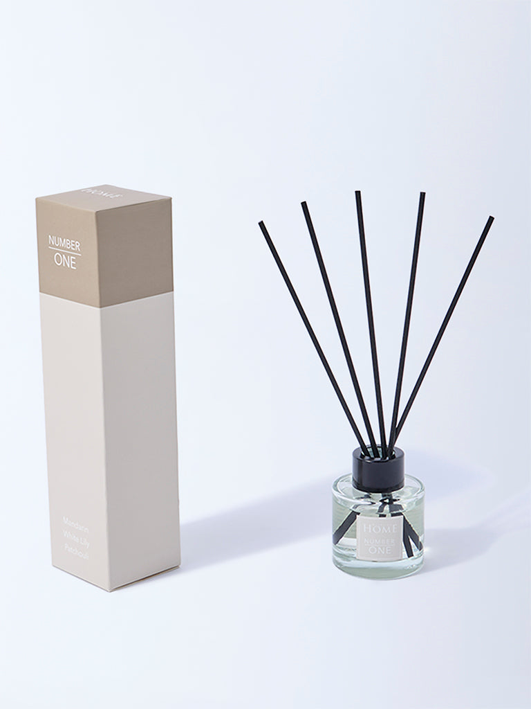 Westside Home Clear Eau Nude Fragrance Diffuser with Five Reed Sticks