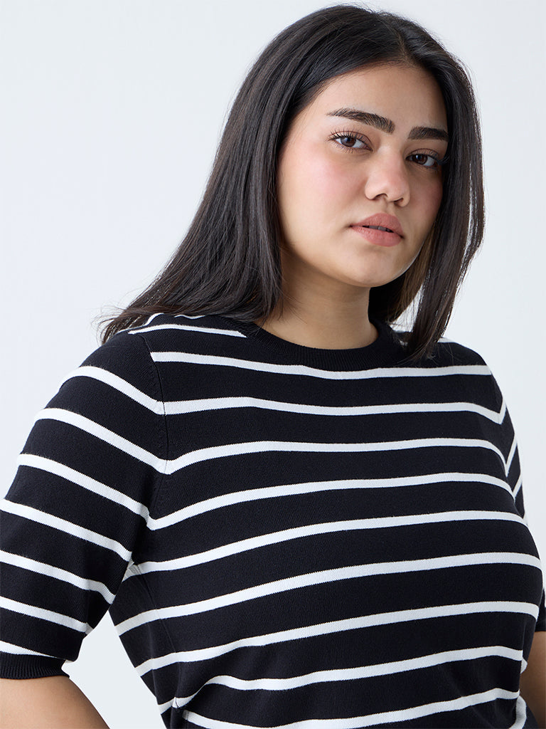 Westside Gia Women's Black Stripe T-Shirt for Casual Wear Zoomed View