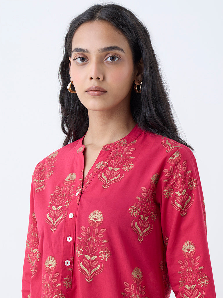 Westside Utsa Women's Coral Floral Design Straight Cotton Kurta for Everyday Zoomed View