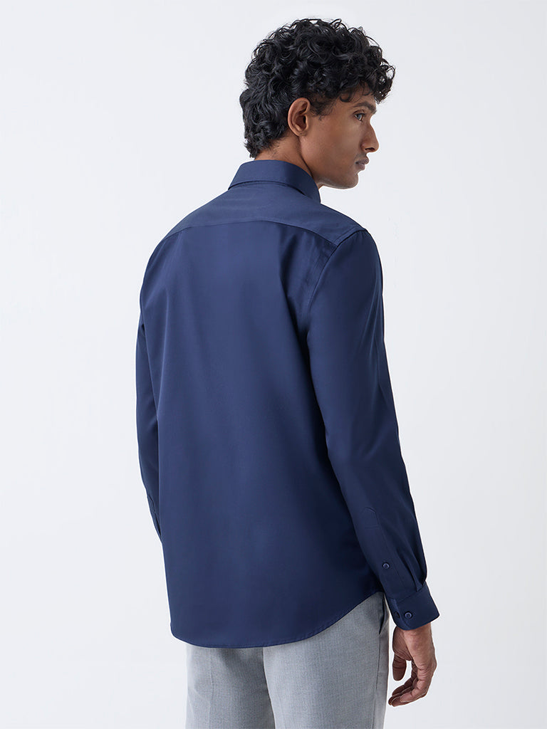 WES Formals Navy Solid Slim-Fit Cotton-Blend Shirt