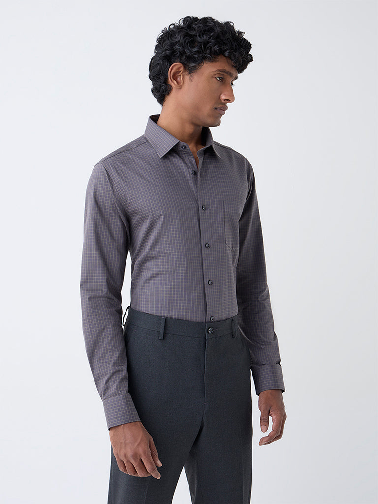WES Formals Dark Grey Checks Design Slim-Fit Cotton Shirt
