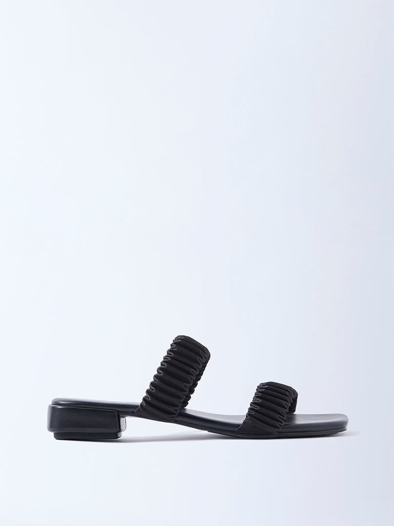 LUNA BLU Black Ruched Dual-Strap Sandals