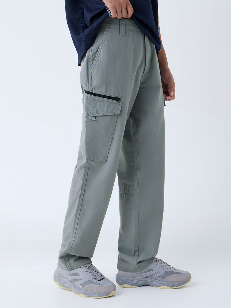 Nuon Sage Solid Relaxed-Fit Mid-Rise Cotton Cargo Pants