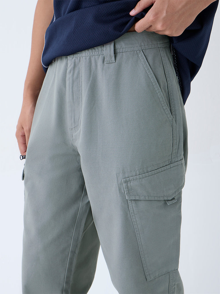 Nuon Sage Solid Relaxed-Fit Mid-Rise Cotton Cargo Pants