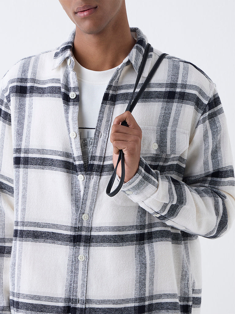 Nuon White Checks Pattern Relaxed-Fit Cotton Shirt