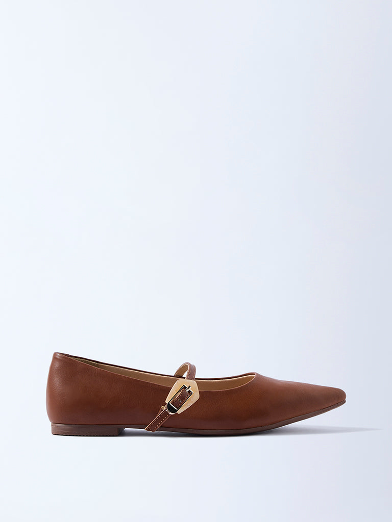 LUNA BLU Tan Mary Jane Shoes