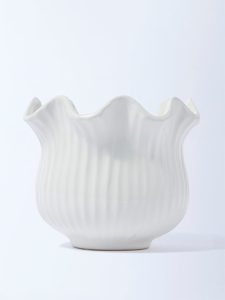 Westside Home Off-White Ceramic Frill Pot