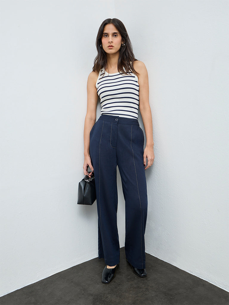 Wardrobe Navy Solid High-Rise Trousers