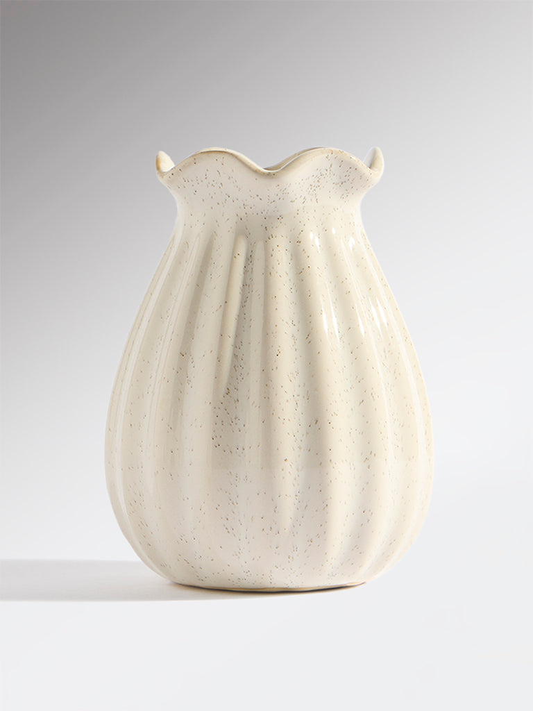 Westside Home Cream Ceramic Frill Vase
