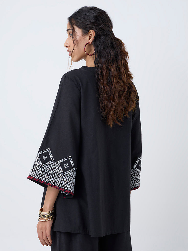 Utsa Black Embroidered Cotton Tunic